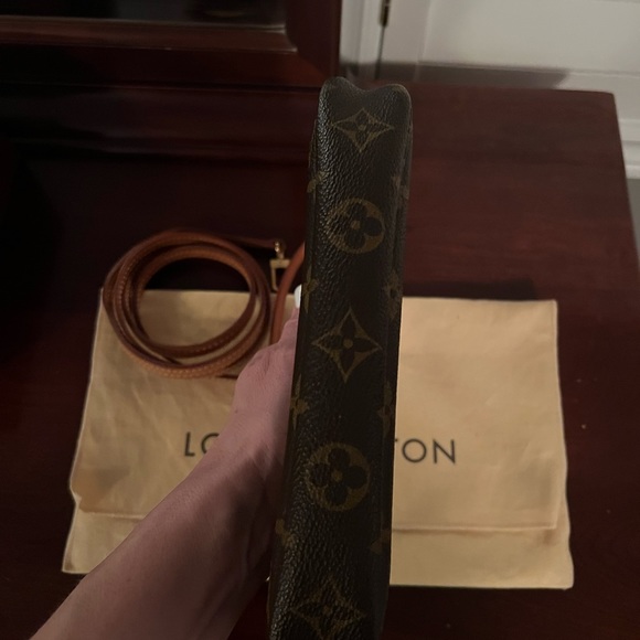 SOLD Authentic Louis Vuitton Pochette Accessoires - Picture 7 of 10